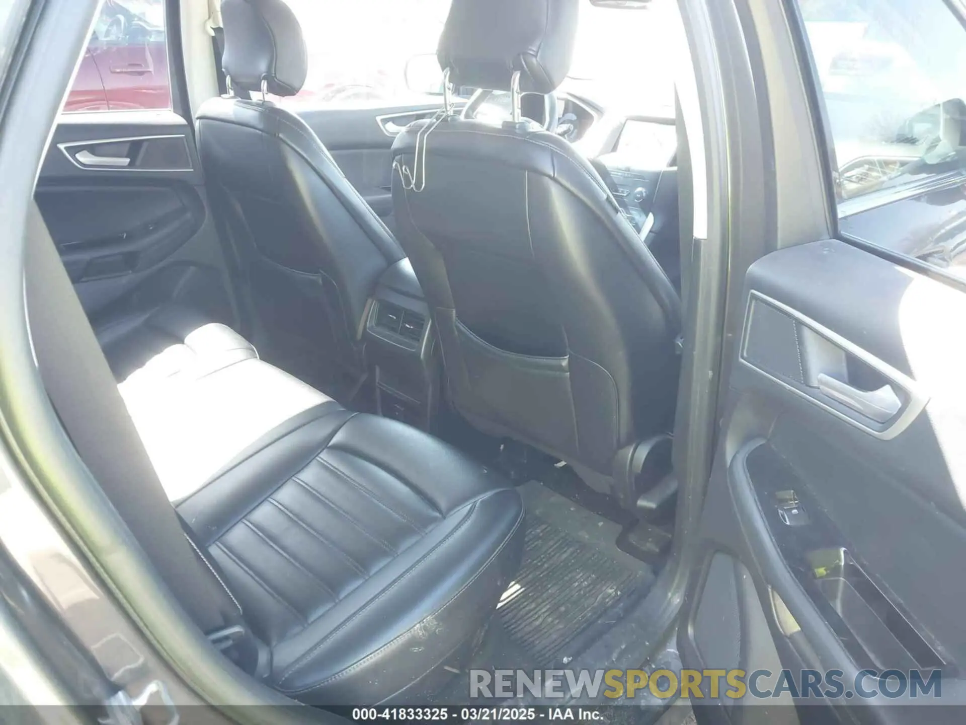 8 Photograph of a damaged car 2FMPK4J95KBB73037 FORD EDGE 2019