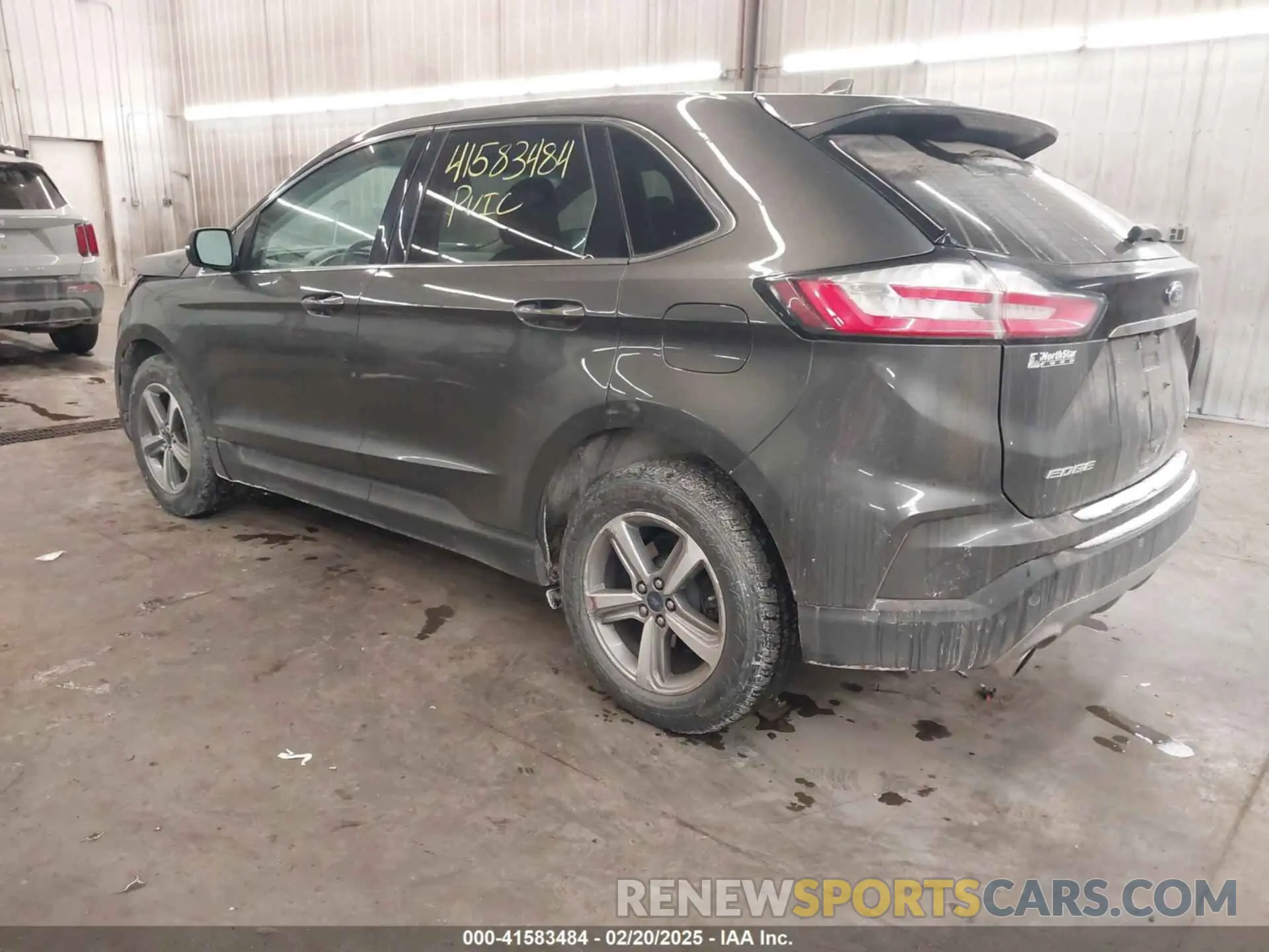 3 Фотография поврежденного автомобиля 2FMPK4J95KBB82062 FORD EDGE 2019