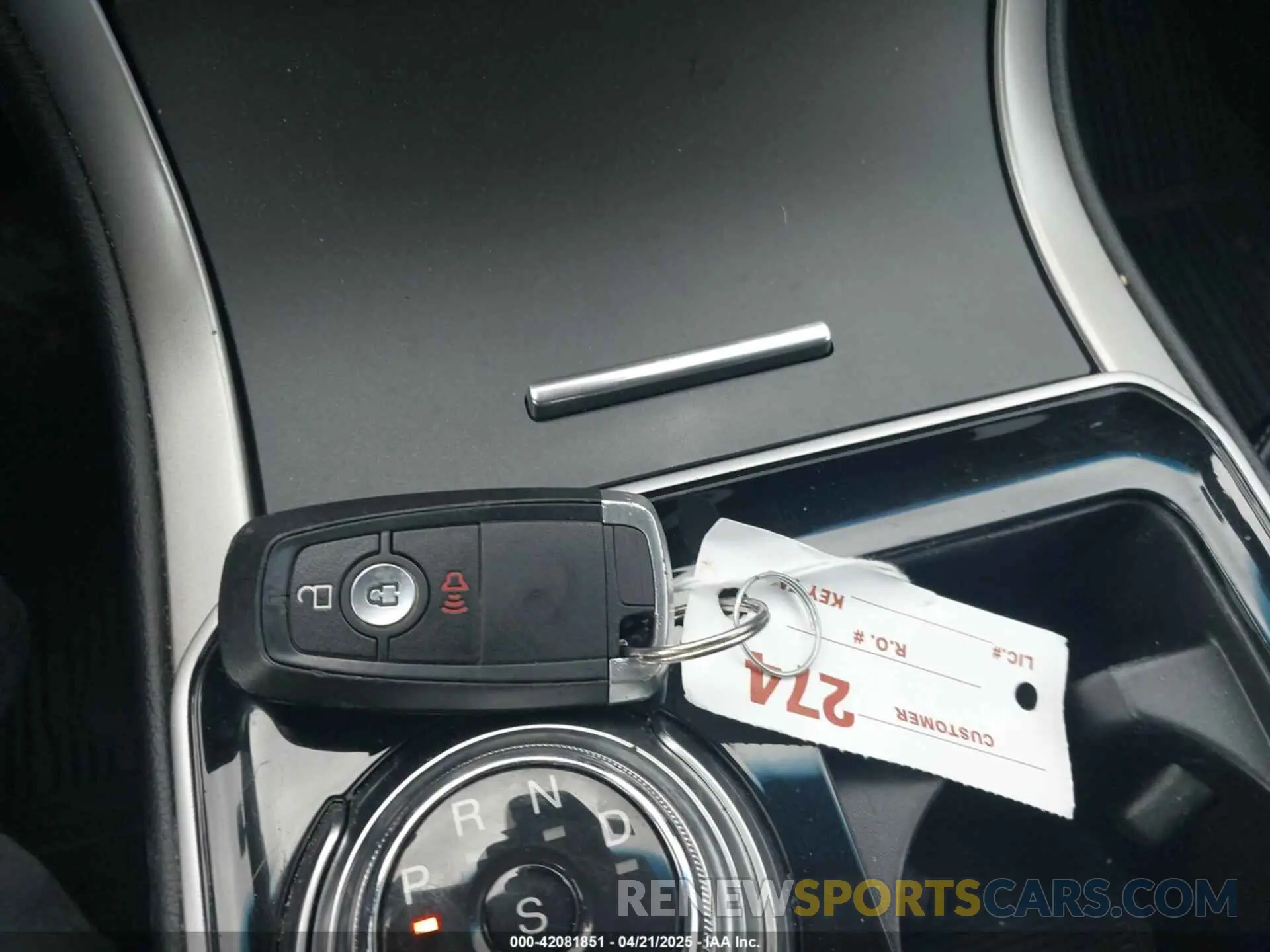 11 Фотография поврежденного автомобиля 2FMPK4J95KBC26108 FORD EDGE 2019