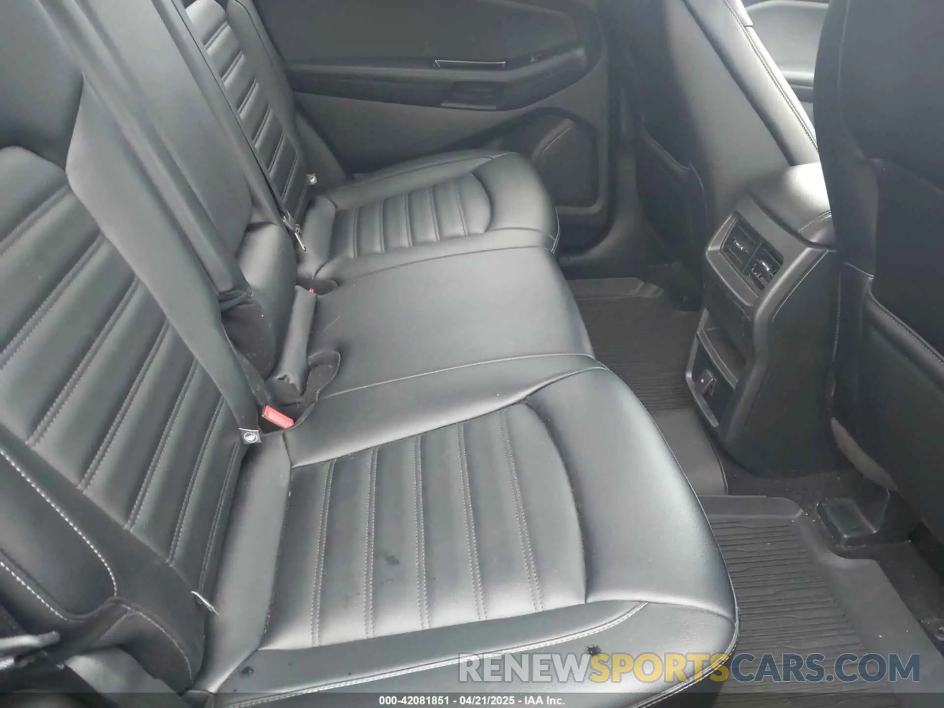 8 Фотография поврежденного автомобиля 2FMPK4J95KBC26108 FORD EDGE 2019