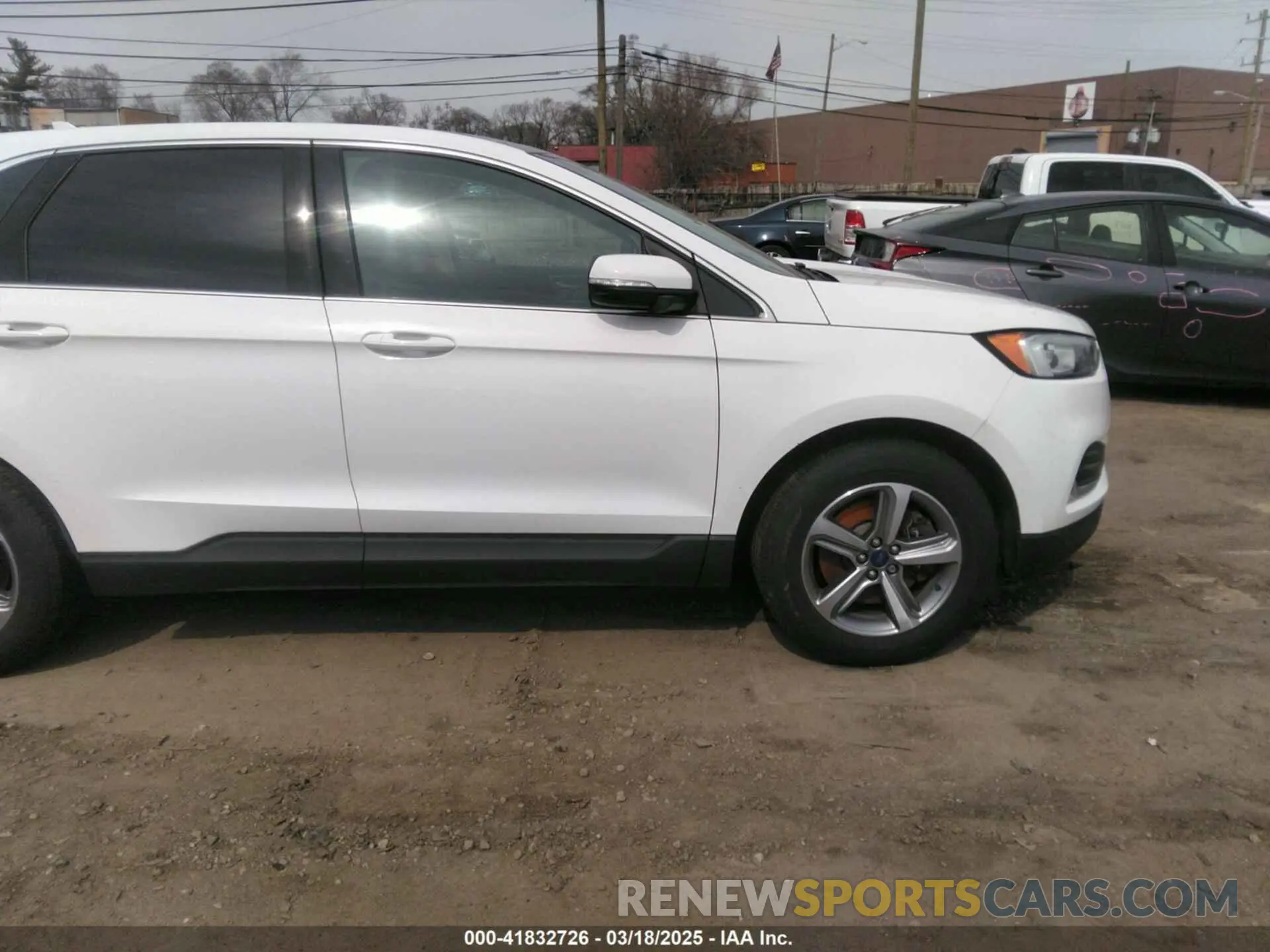12 Photograph of a damaged car 2FMPK4J96KBC26540 FORD EDGE 2019