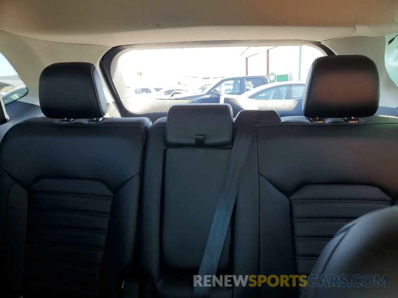 10 Photograph of a damaged car 2FMPK4J97KBC60664 FORD EDGE 2019
