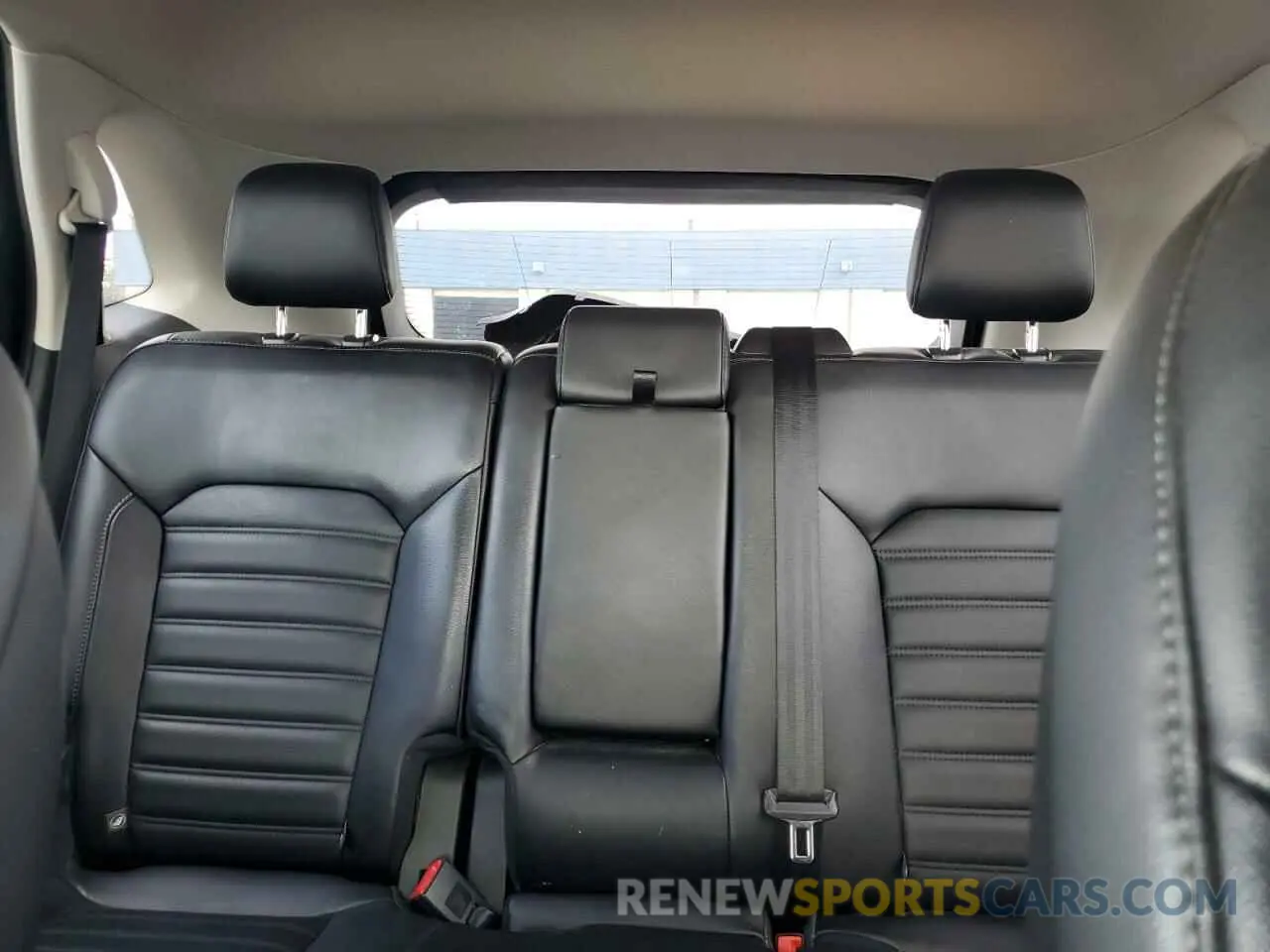10 Фотография поврежденного автомобиля 2FMPK4J98KBB12815 FORD EDGE 2019