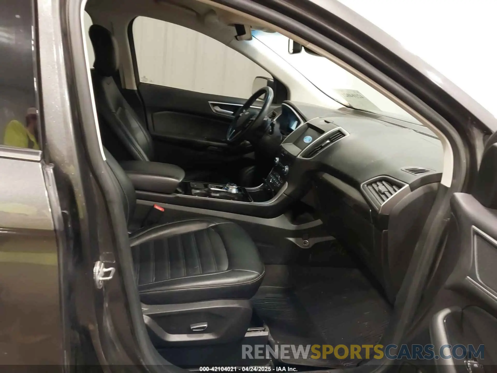 5 Фотография поврежденного автомобиля 2FMPK4J99KBB69279 FORD EDGE 2019