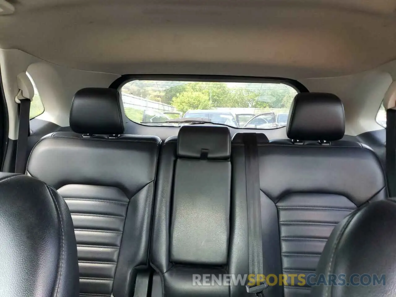 10 Photograph of a damaged car 2FMPK4J99KBC34034 FORD EDGE 2019