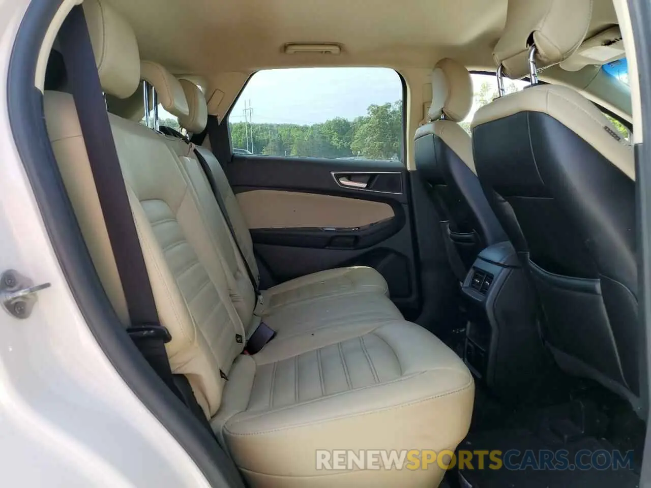 11 Photograph of a damaged car 2FMPK4J99KBC60200 FORD EDGE 2019