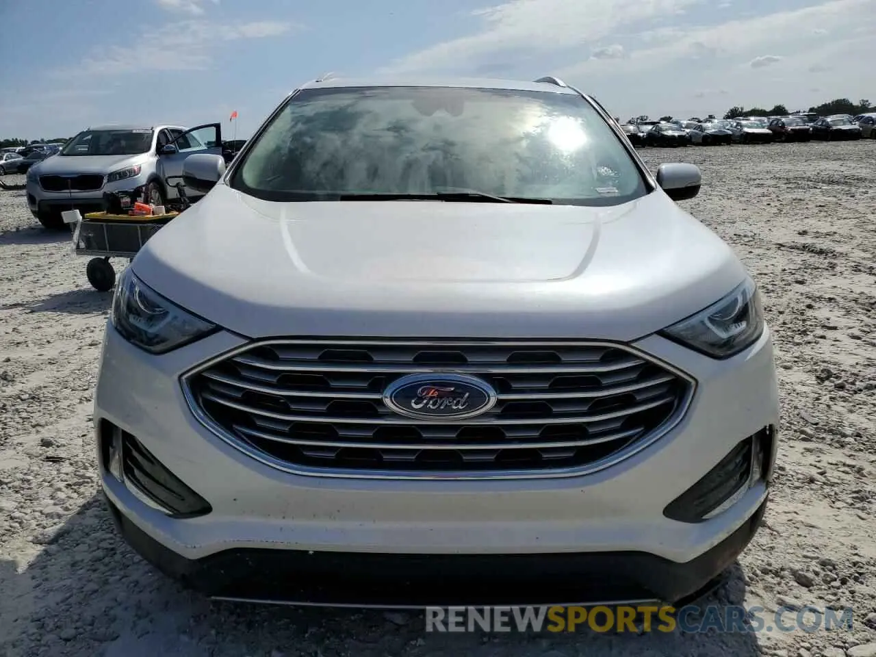 5 Photograph of a damaged car 2FMPK4J99KBC60200 FORD EDGE 2019