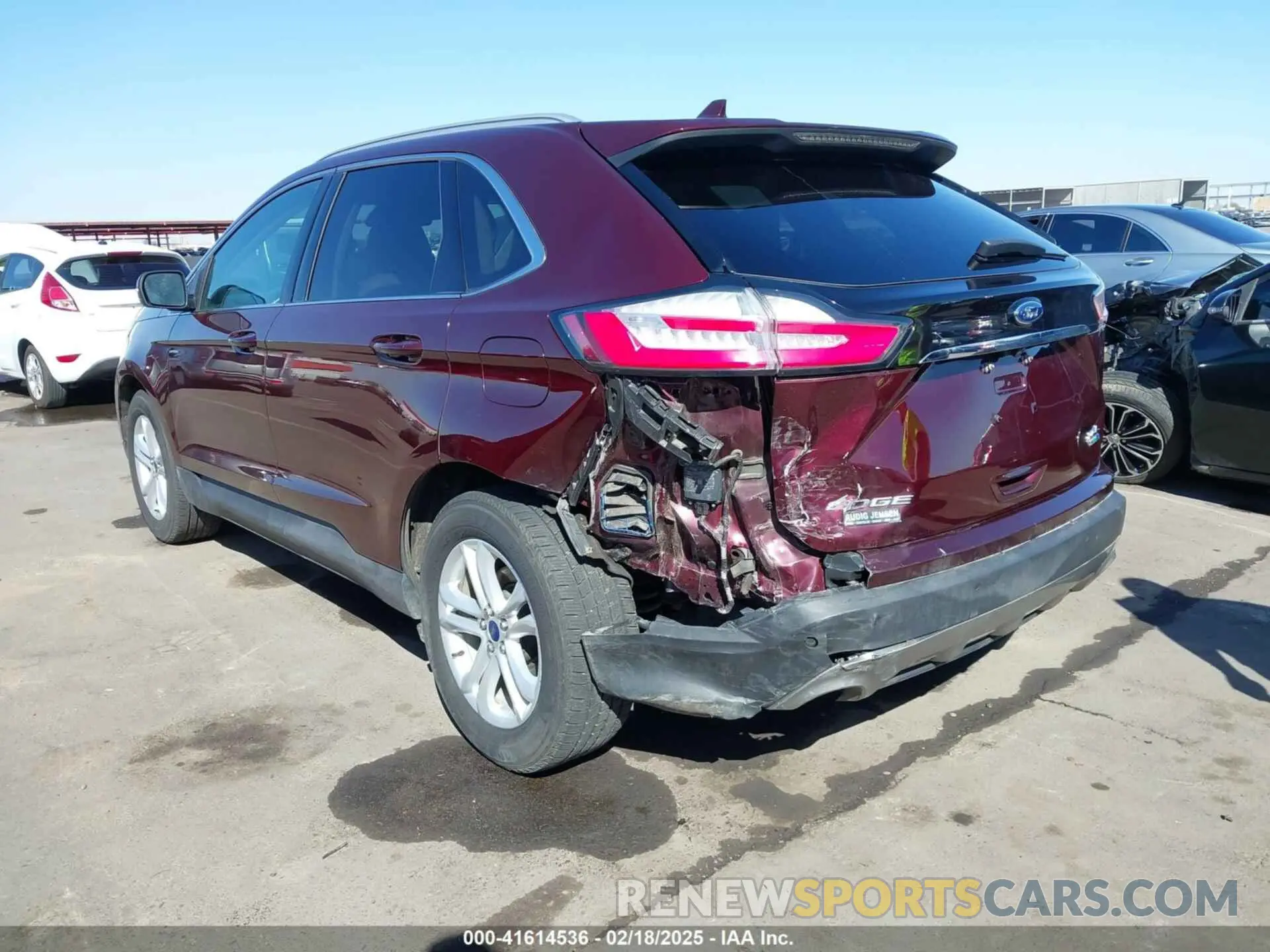 3 Фотография поврежденного автомобиля 2FMPK4J9XKBB10449 FORD EDGE 2019
