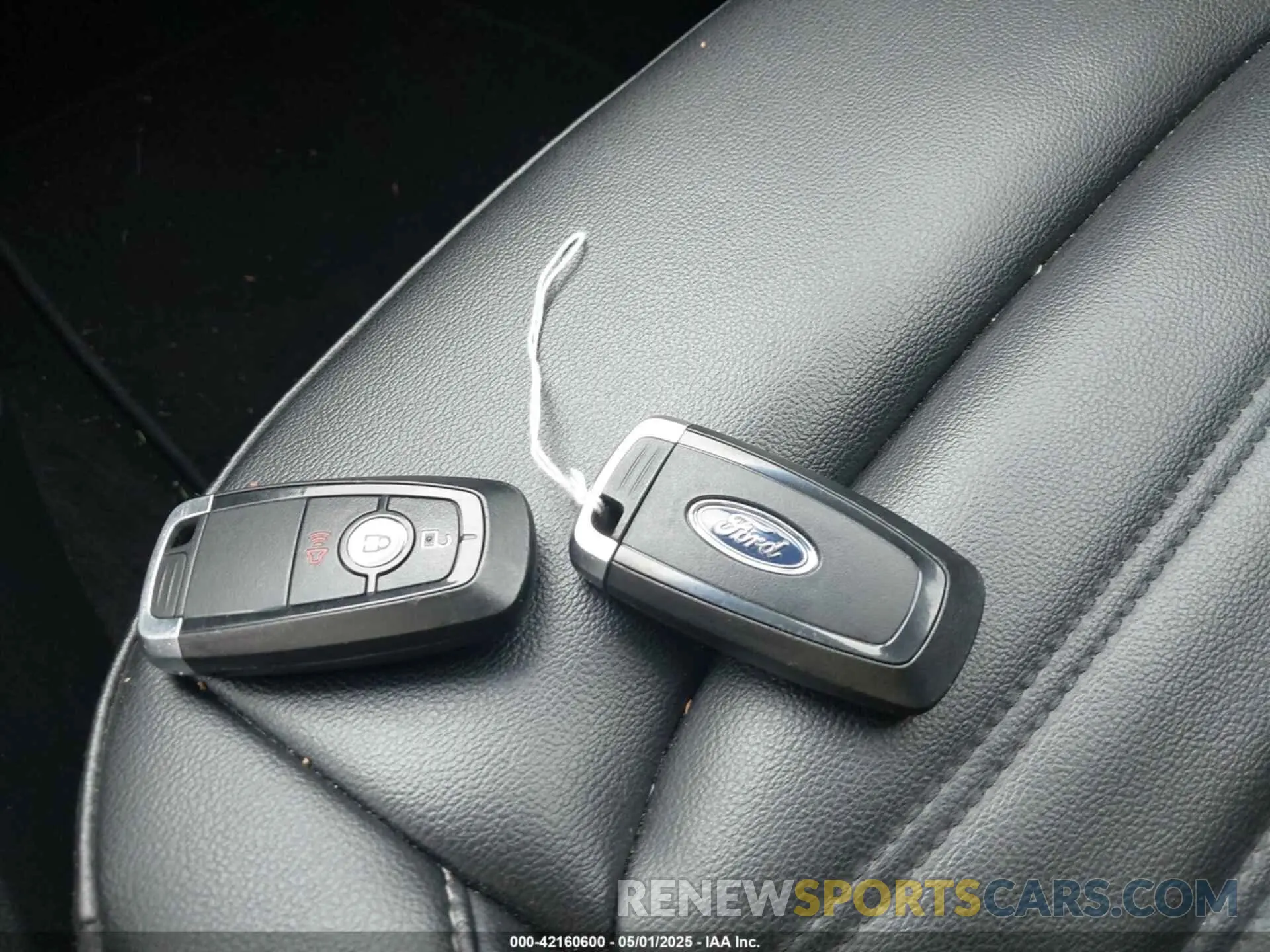 11 Photograph of a damaged car 2FMPK4J9XKBC05674 FORD EDGE 2019