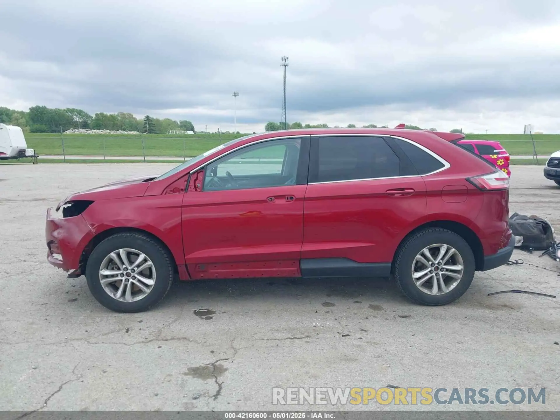 15 Photograph of a damaged car 2FMPK4J9XKBC05674 FORD EDGE 2019