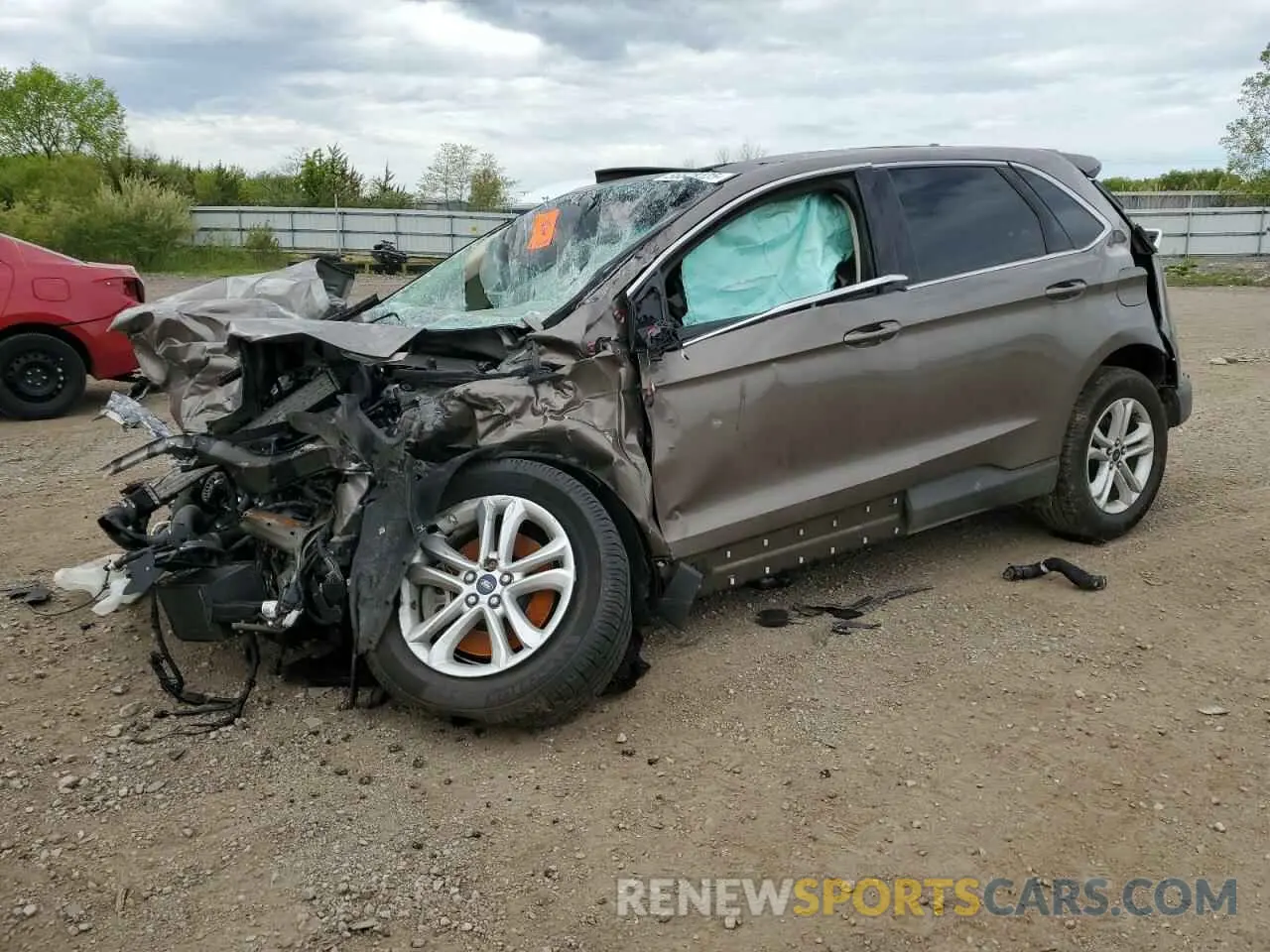 1 Photograph of a damaged car 2FMPK4J9XKBC64000 FORD EDGE 2019
