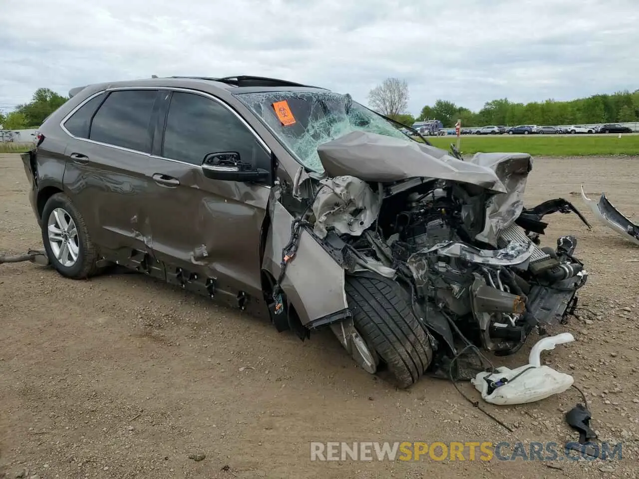 4 Photograph of a damaged car 2FMPK4J9XKBC64000 FORD EDGE 2019