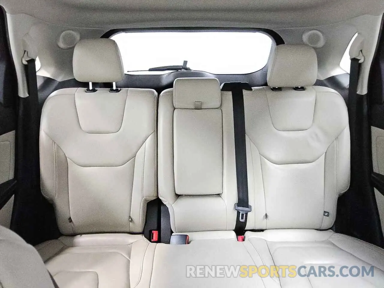 10 Photograph of a damaged car 2FMPK4K92KBB84947 FORD EDGE 2019