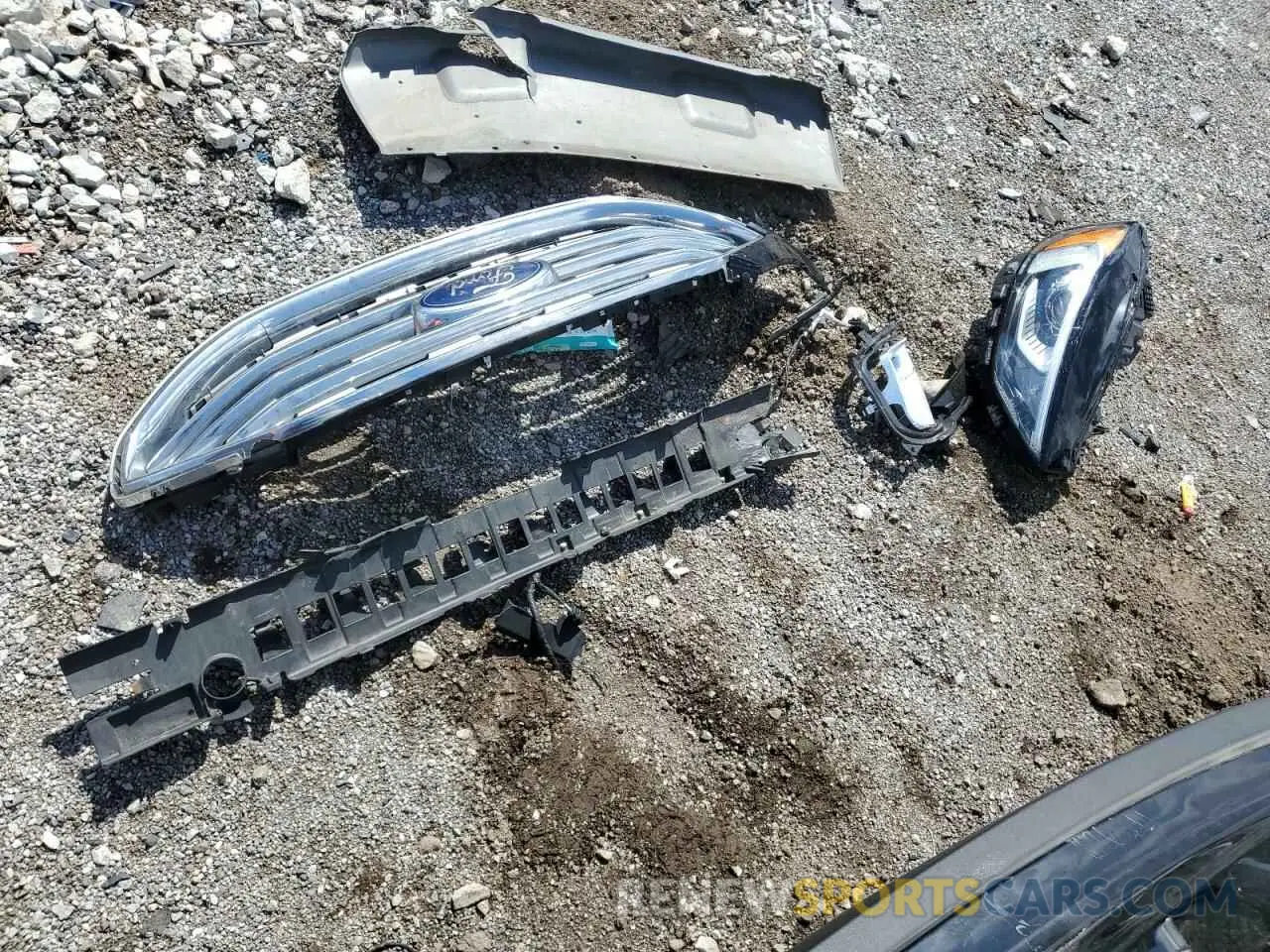 13 Photograph of a damaged car 2FMPK4K92KBB92935 FORD EDGE 2019