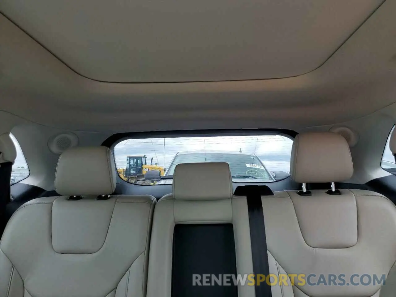 10 Фотография поврежденного автомобиля 2FMPK4K93KBB94810 FORD EDGE 2019