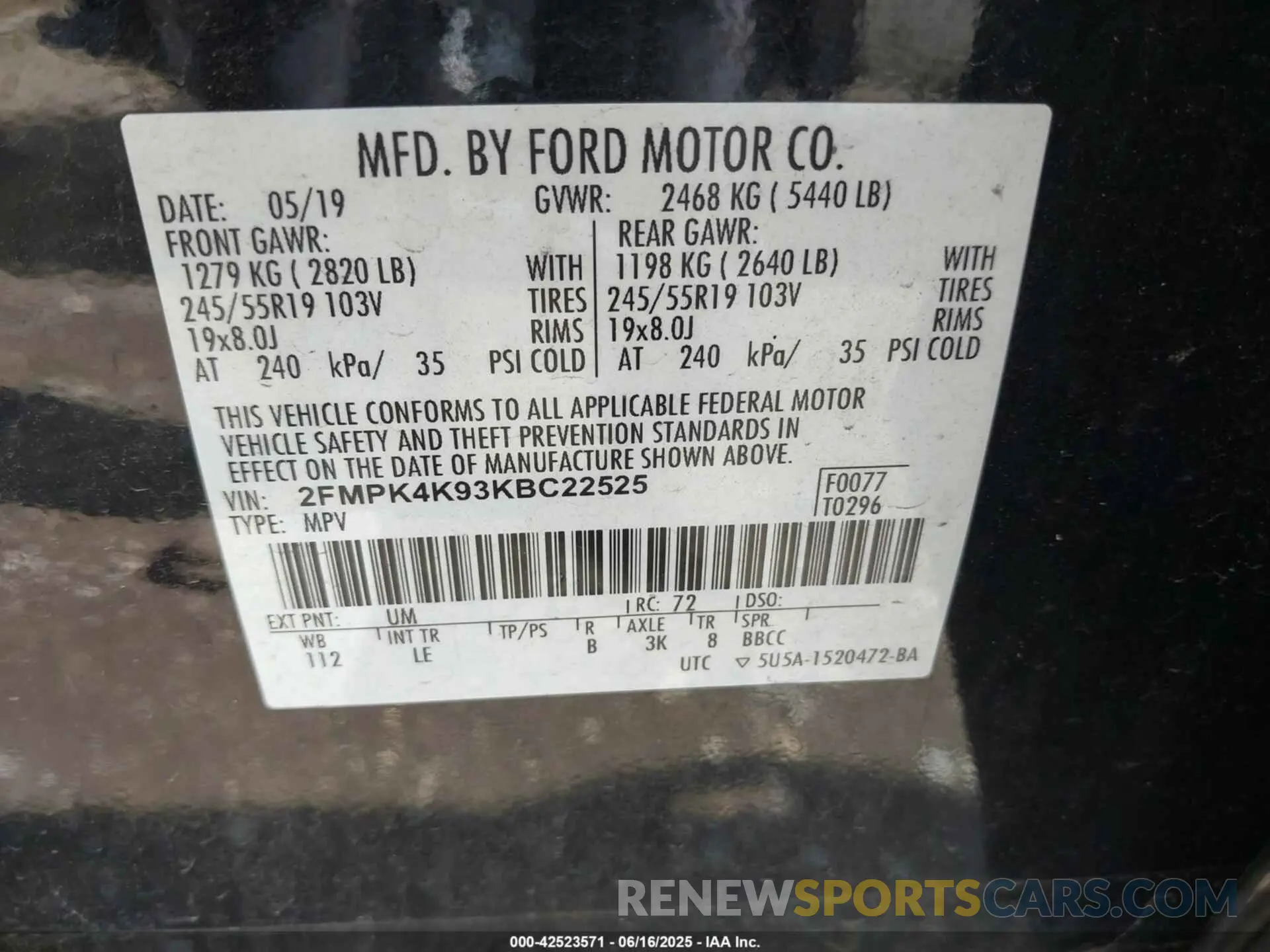 9 Photograph of a damaged car 2FMPK4K93KBC22525 FORD EDGE 2019