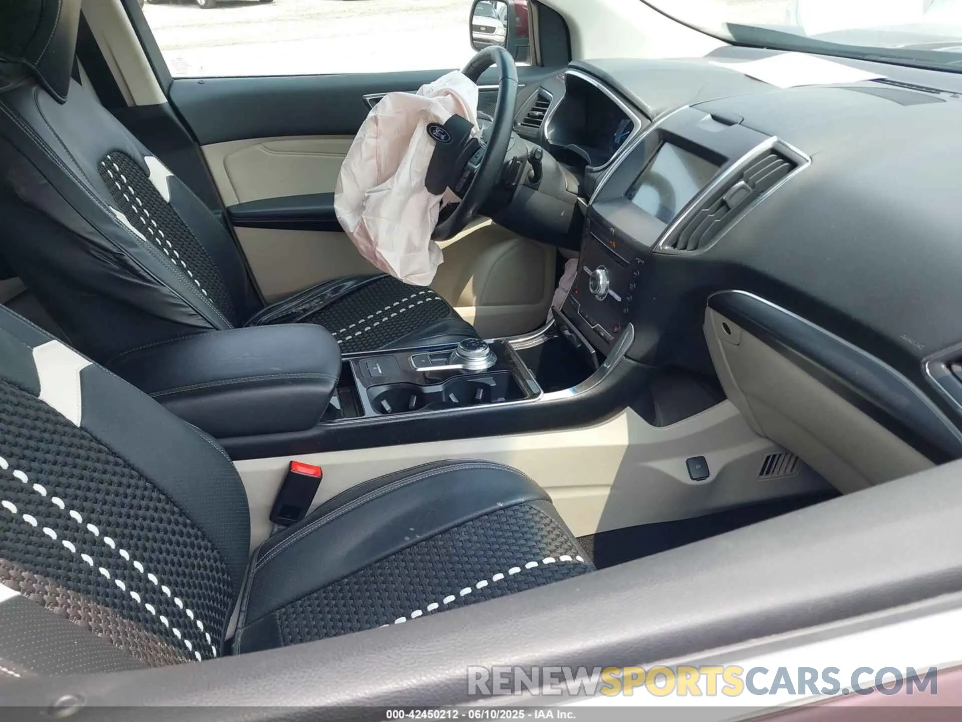 5 Photograph of a damaged car 2FMPK4K96KBB20247 FORD EDGE 2019