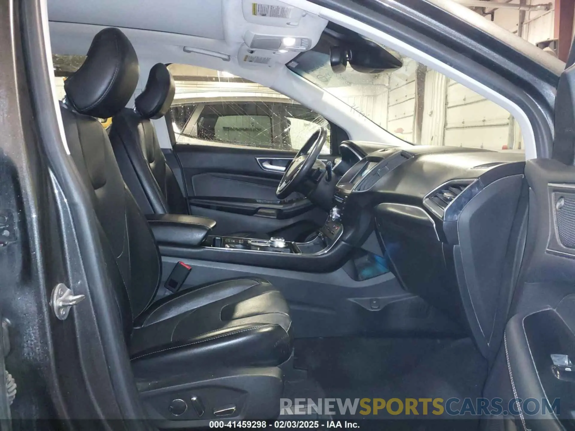 5 Photograph of a damaged car 2FMPK4K97KBB55427 FORD EDGE 2019