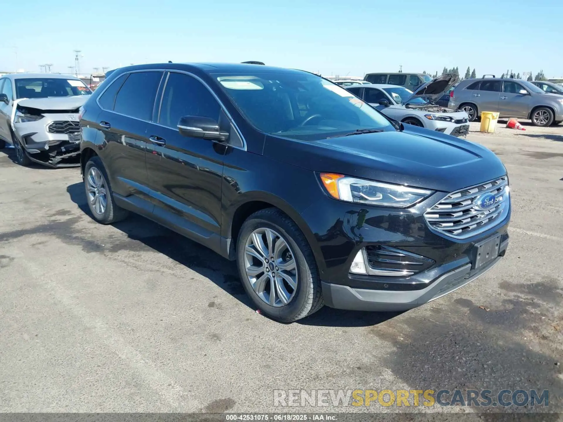 1 Photograph of a damaged car 2FMPK4K97KBC02651 FORD EDGE 2019