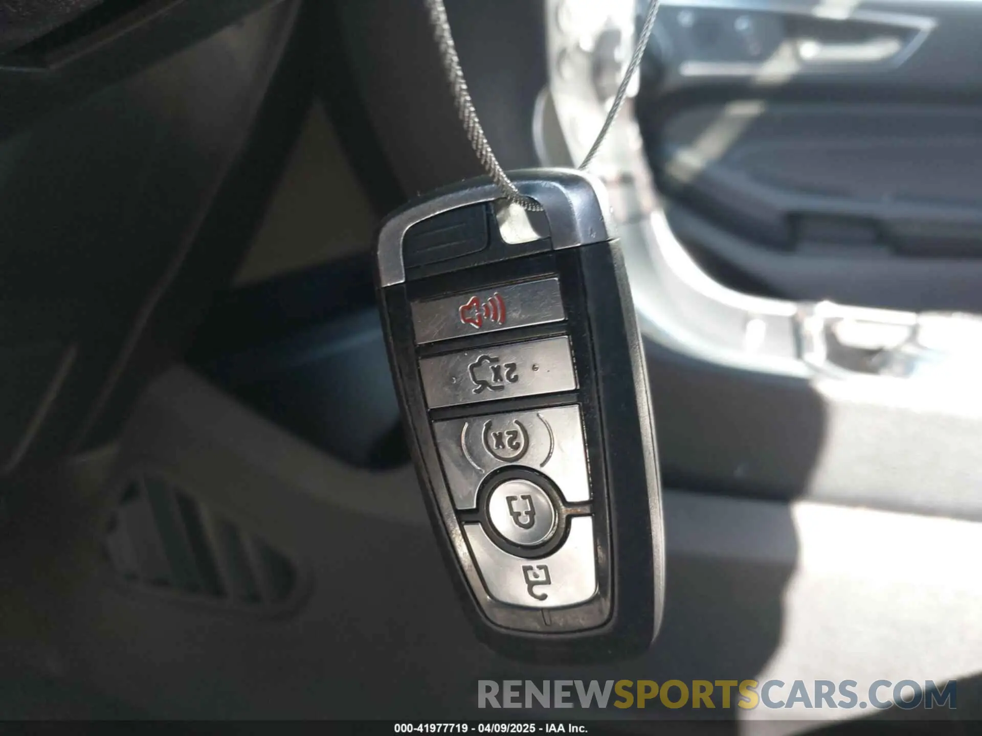 11 Фотография поврежденного автомобиля 2FMPK4K98KBB39866 FORD EDGE 2019