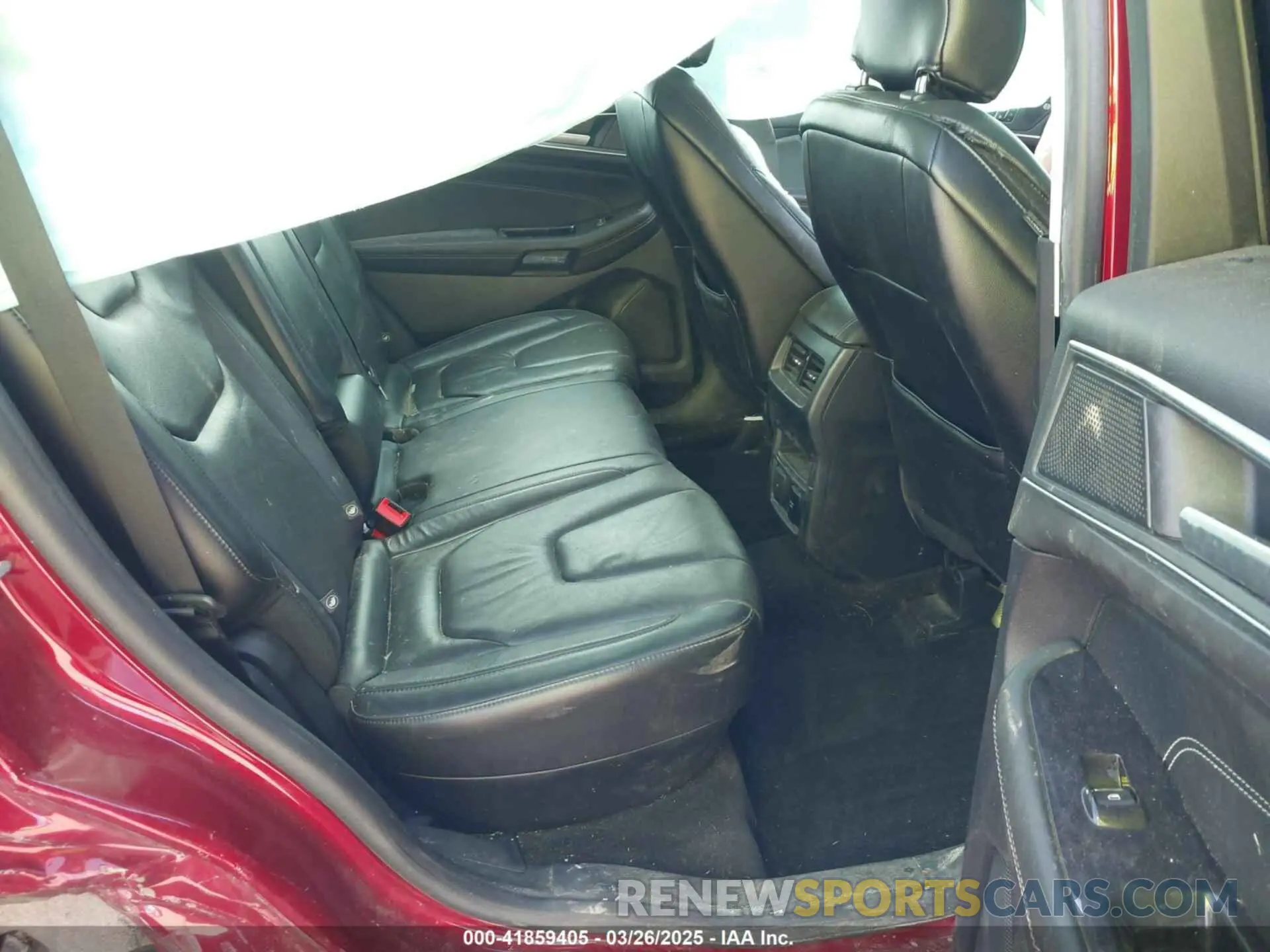8 Photograph of a damaged car 2FMPK4K98KBC43774 FORD EDGE 2019
