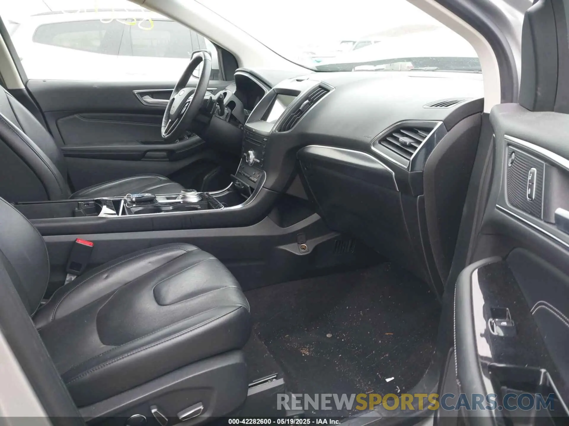 5 Photograph of a damaged car 2FMPK4K99KBB56336 FORD EDGE 2019