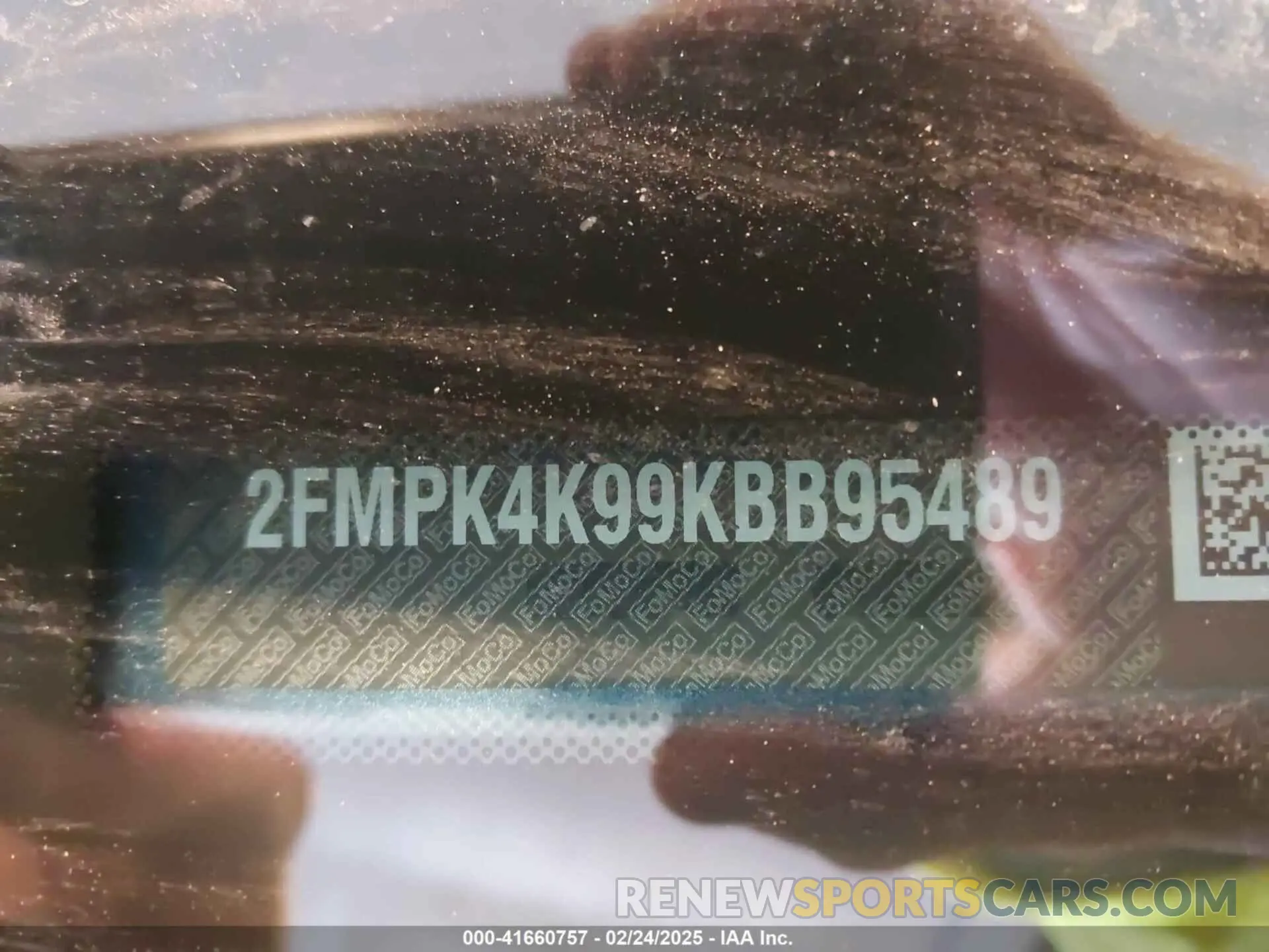 9 Photograph of a damaged car 2FMPK4K99KBB95489 FORD EDGE 2019
