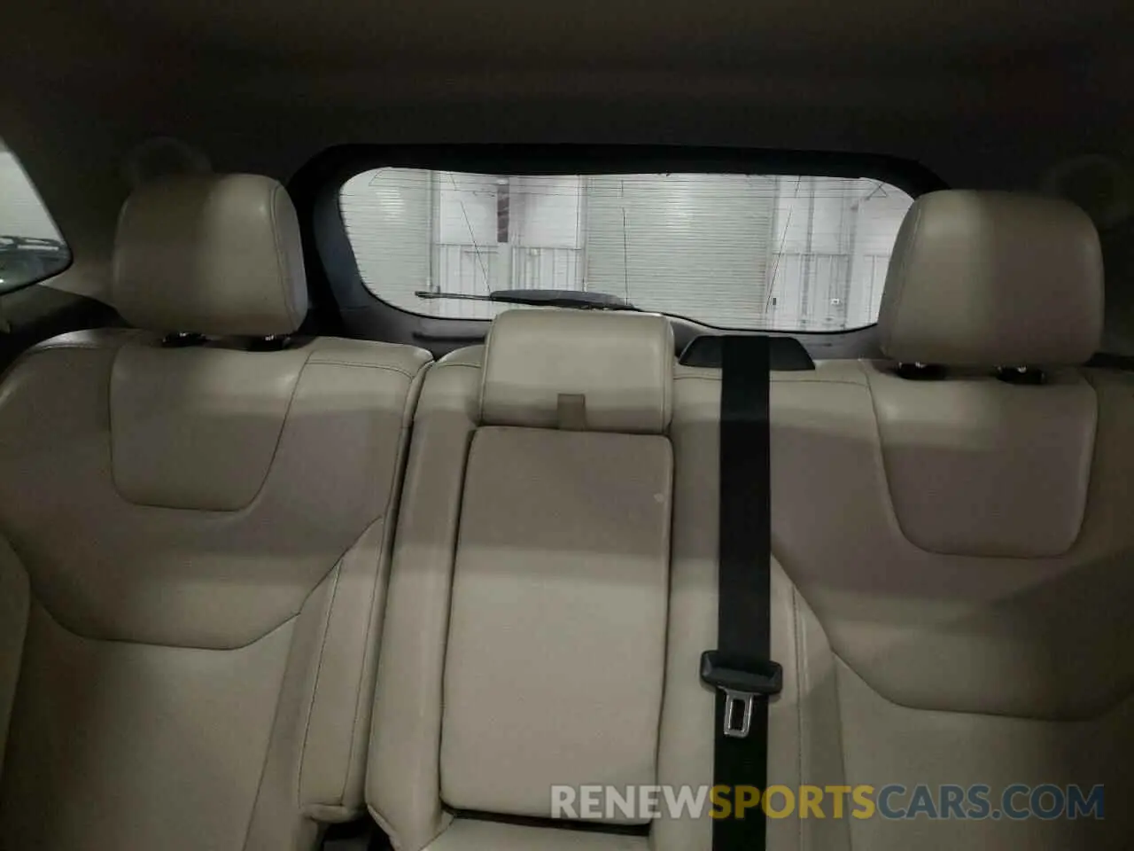 10 Photograph of a damaged car 2FMPK4K9XKBB73002 FORD EDGE 2019