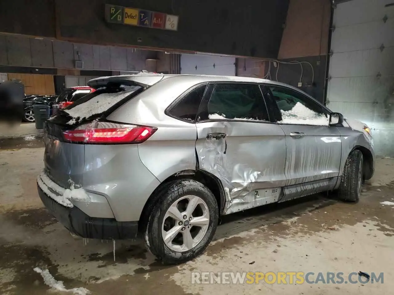 3 Фотография поврежденного автомобиля 2FMPK3G90LBA30483 FORD EDGE 2020