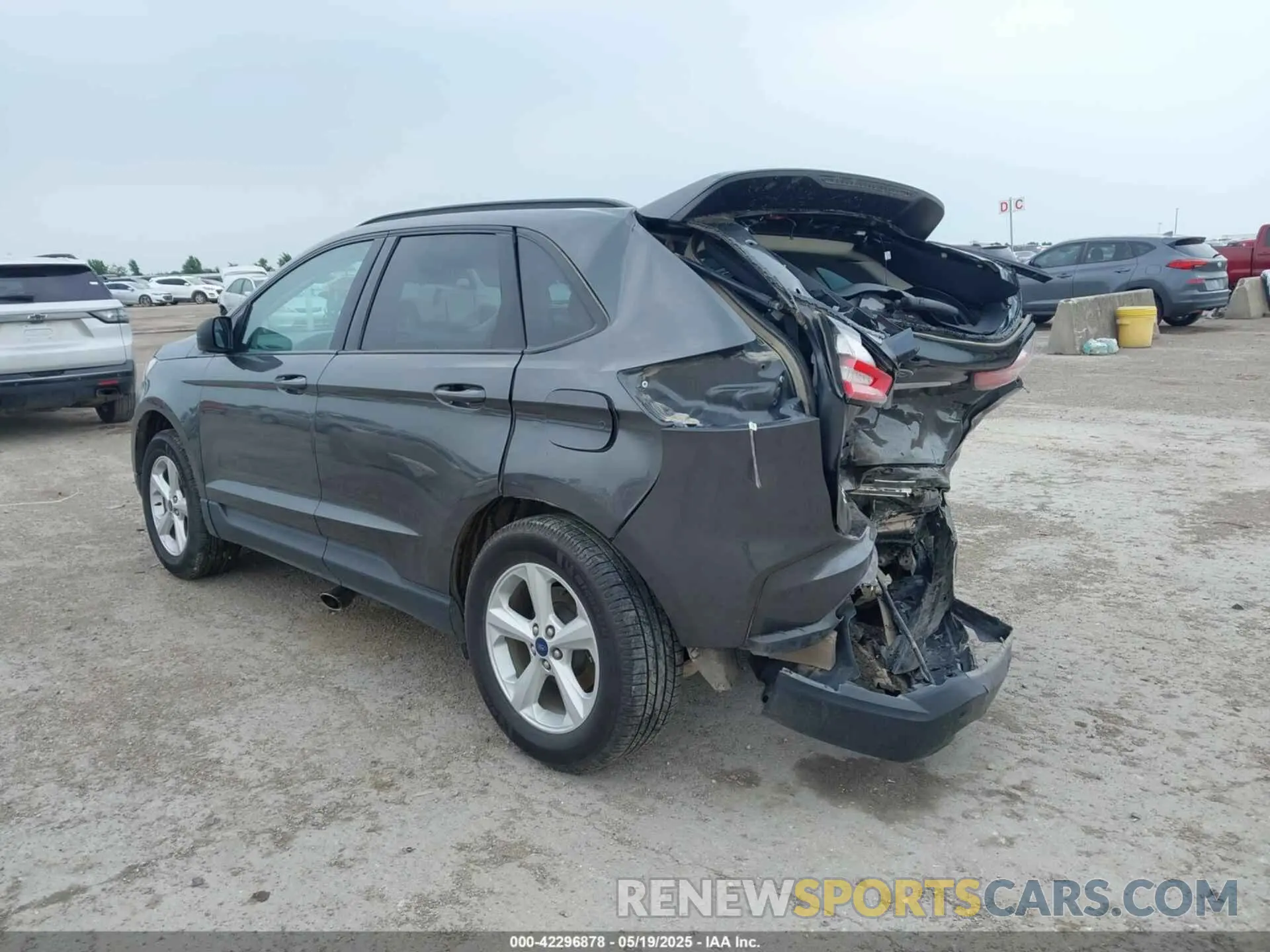 3 Фотография поврежденного автомобиля 2FMPK3G98LBB53318 FORD EDGE 2020