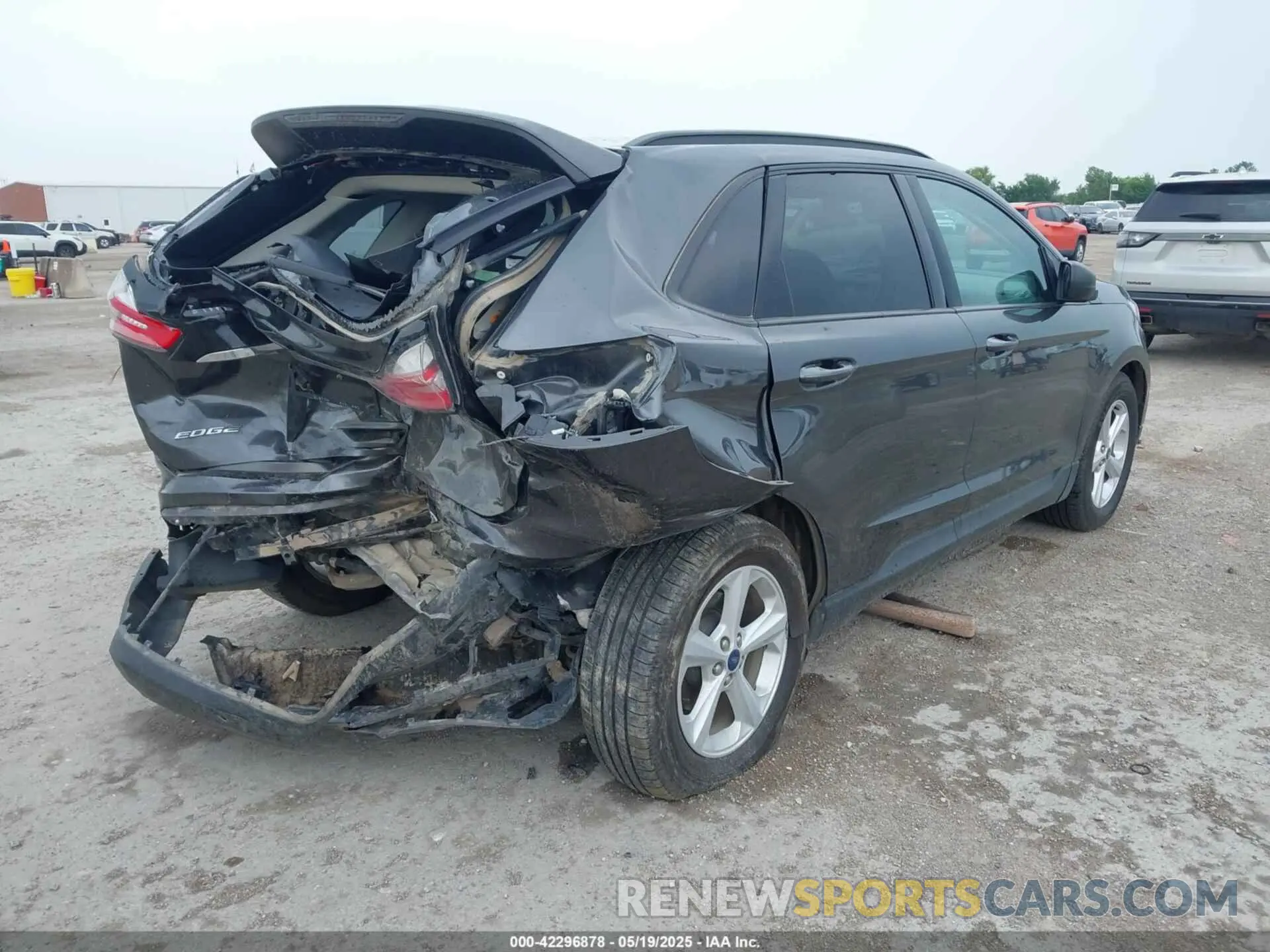 4 Фотография поврежденного автомобиля 2FMPK3G98LBB53318 FORD EDGE 2020