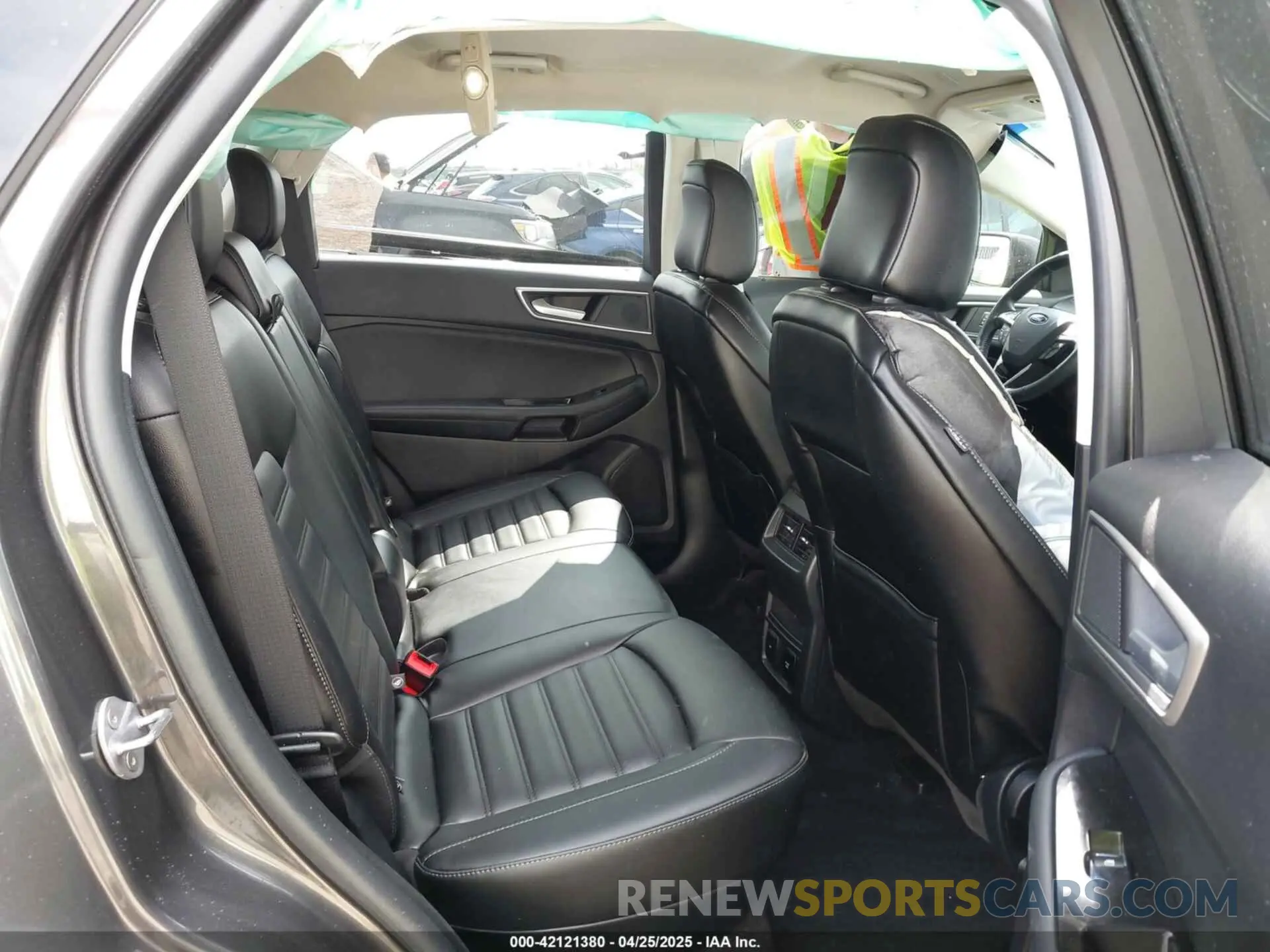 8 Photograph of a damaged car 2FMPK3J93LBA48372 FORD EDGE 2020
