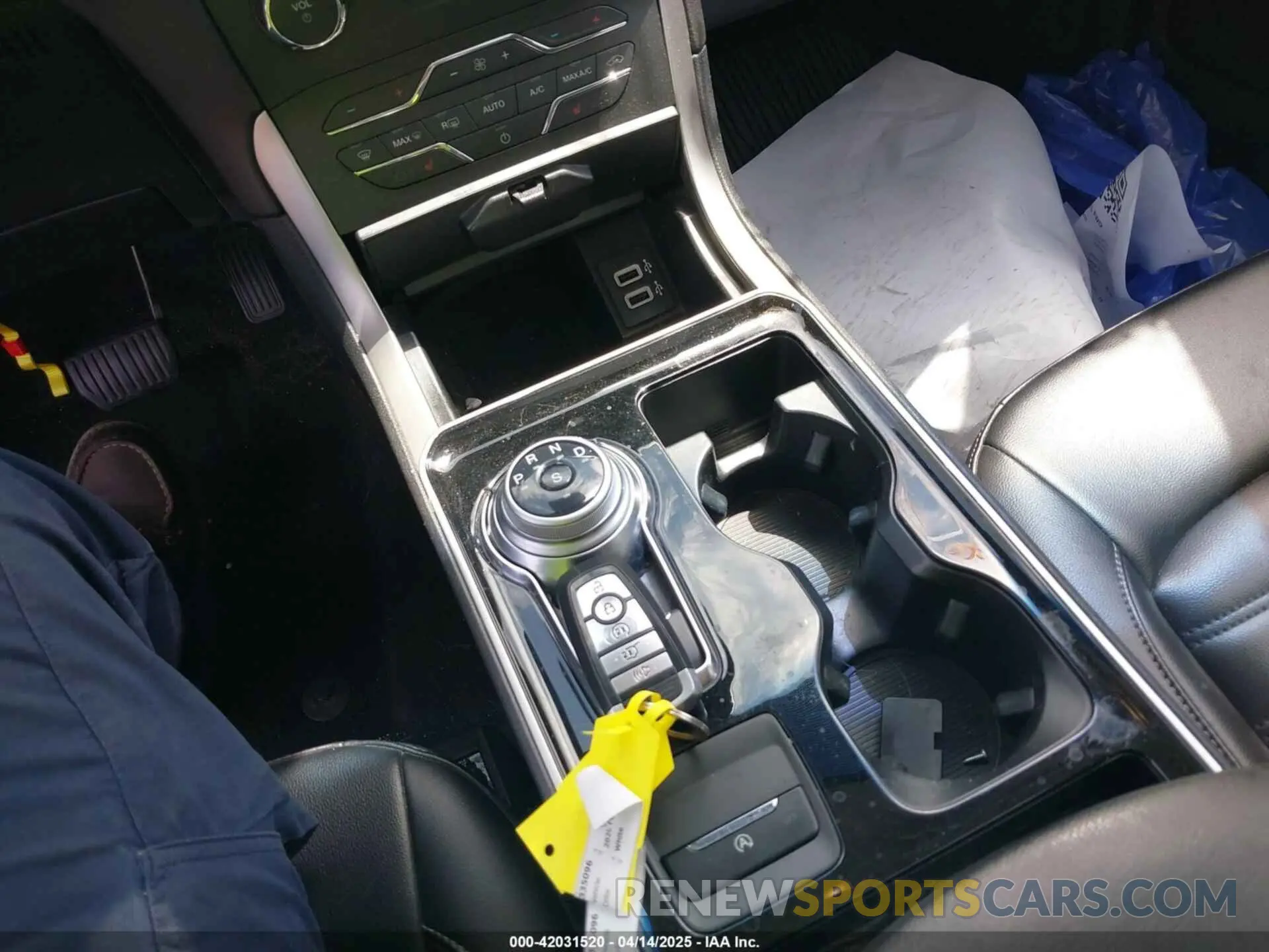 11 Фотография поврежденного автомобиля 2FMPK3J93LBB26522 FORD EDGE 2020