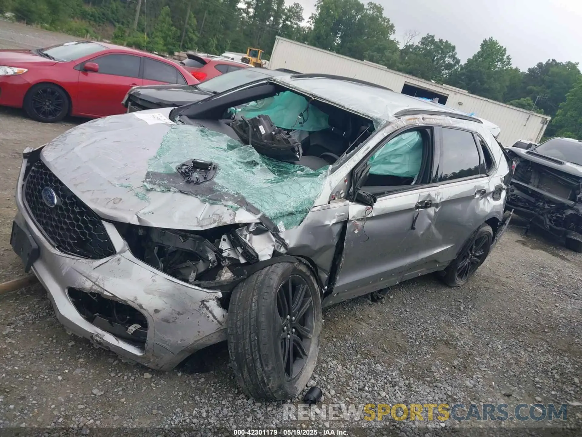 13 Photograph of a damaged car 2FMPK3J94LBB42230 FORD EDGE 2020