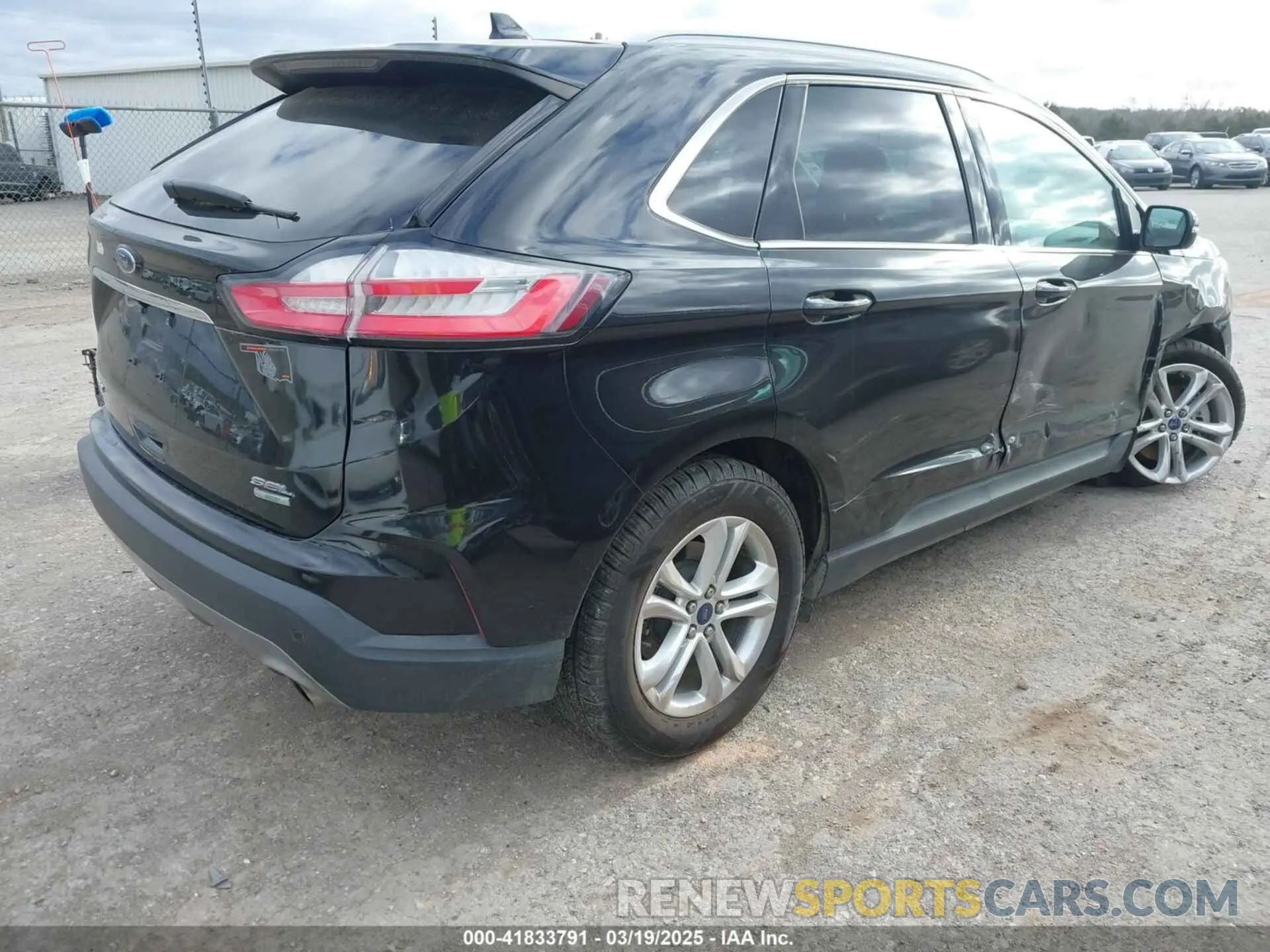 4 Фотография поврежденного автомобиля 2FMPK3J96LBA04639 FORD EDGE 2020