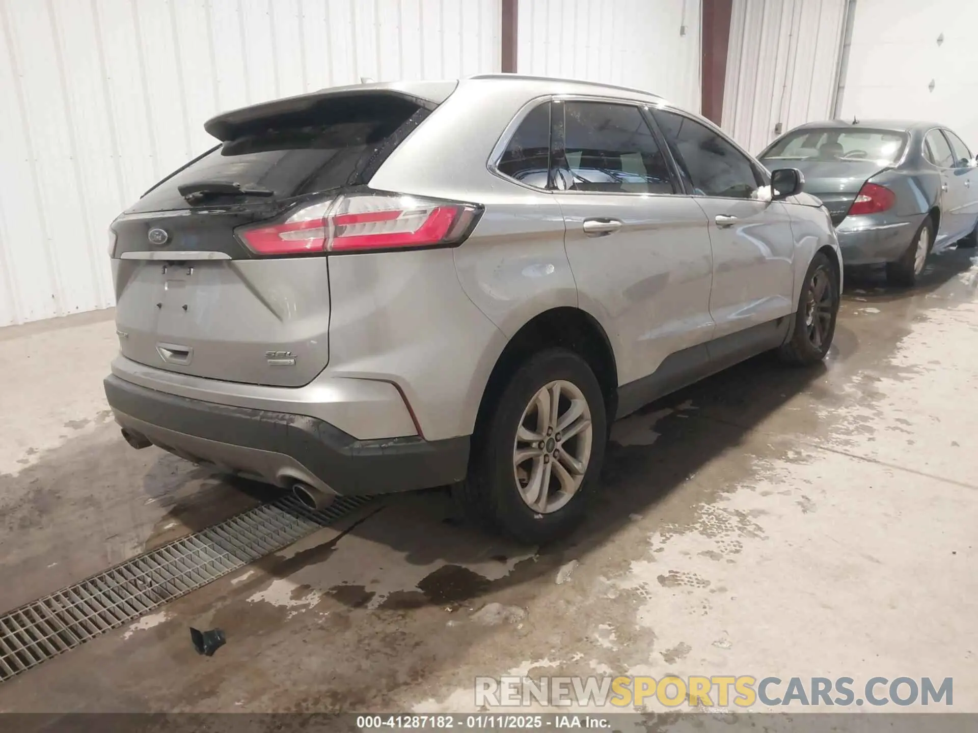 4 Photograph of a damaged car 2FMPK3J98LBA45242 FORD EDGE 2020