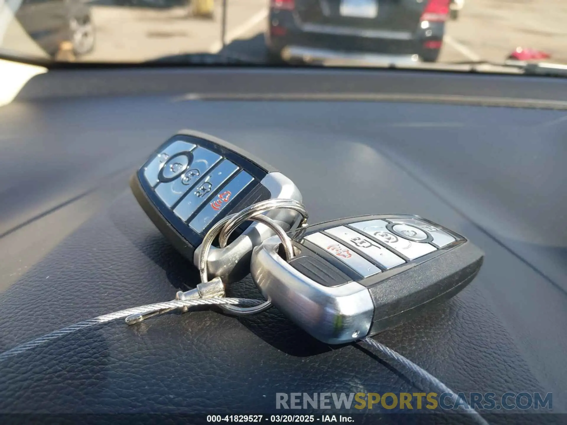 11 Фотография поврежденного автомобиля 2FMPK3J99LBB11314 FORD EDGE 2020