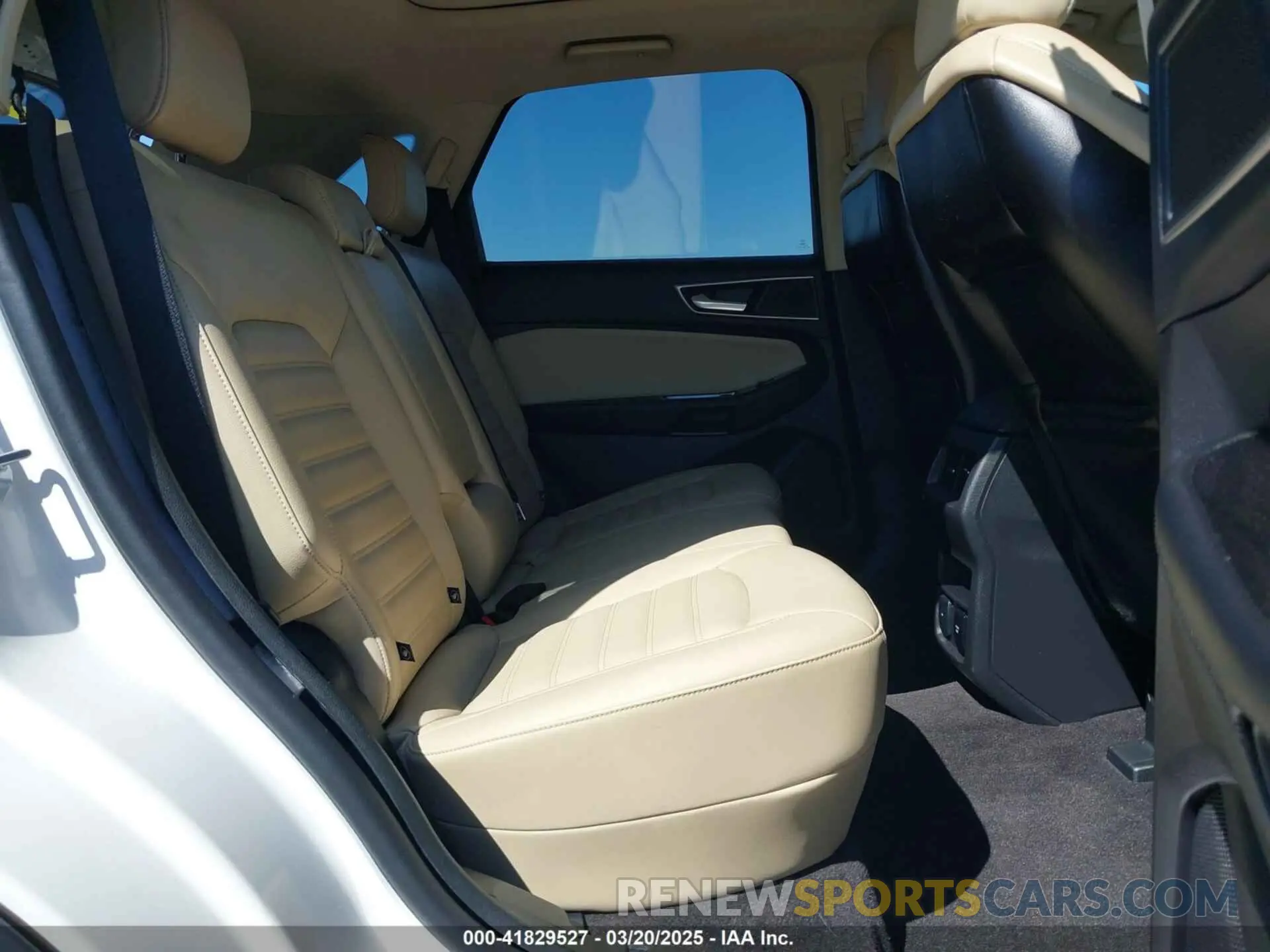 8 Фотография поврежденного автомобиля 2FMPK3J99LBB11314 FORD EDGE 2020