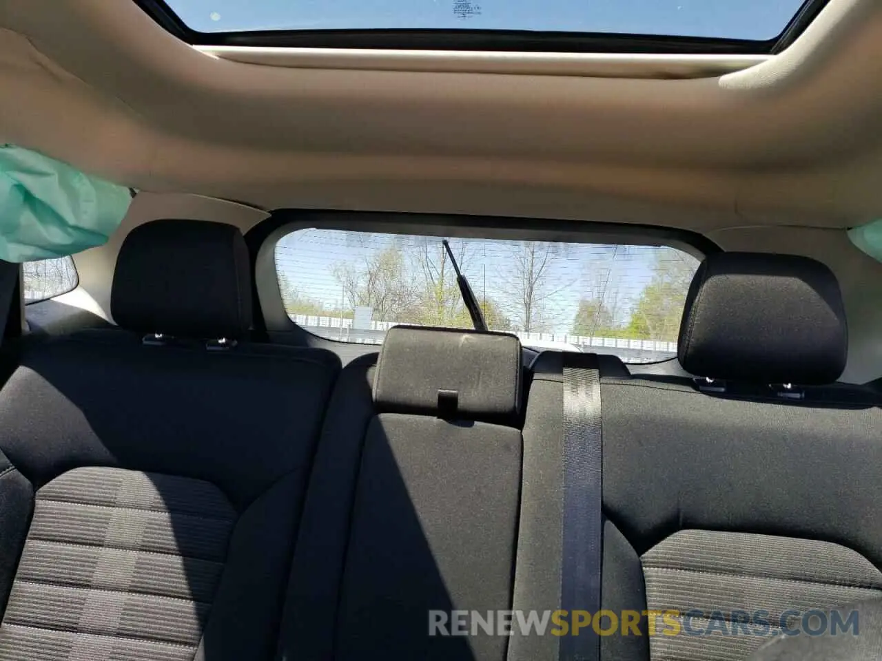 10 Photograph of a damaged car 2FMPK3J9XLBA38020 FORD EDGE 2020