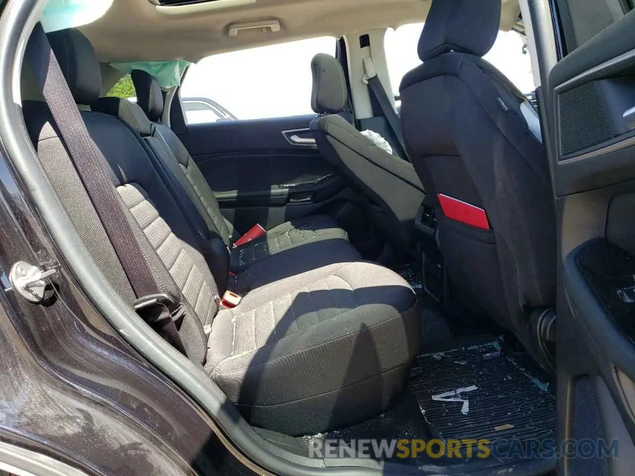 11 Photograph of a damaged car 2FMPK3J9XLBA38020 FORD EDGE 2020
