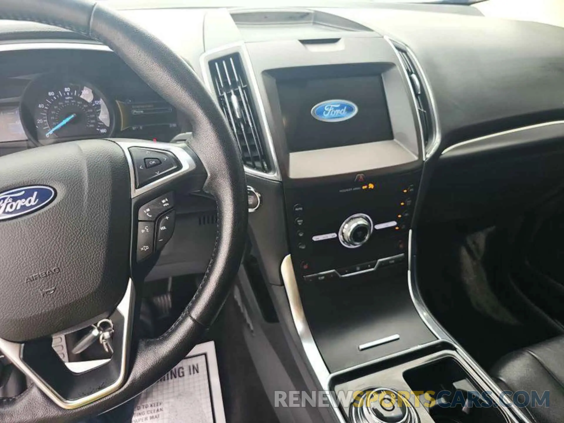 18 Photograph of a damaged car 2FMPK3K91LBA60874 FORD EDGE 2020
