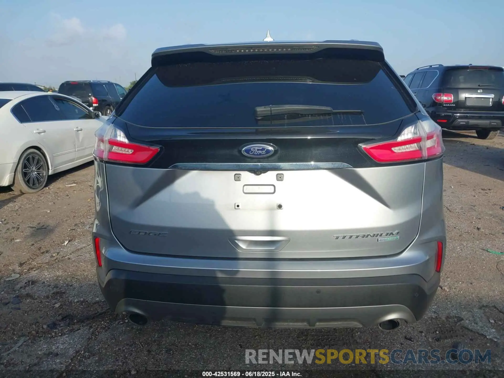 16 Photograph of a damaged car 2FMPK3K91LBA69509 FORD EDGE 2020