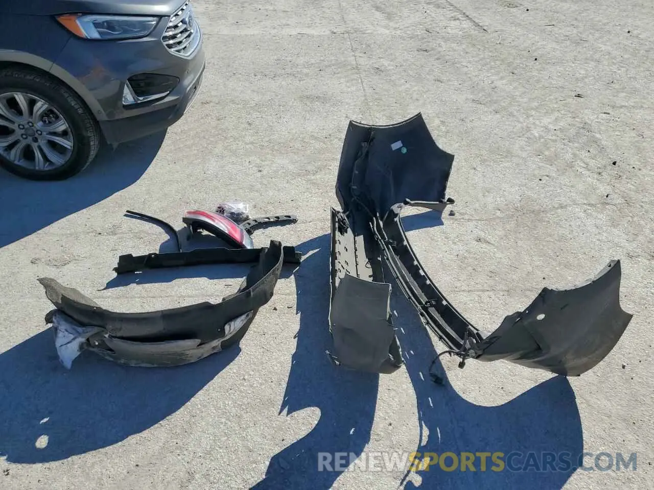 13 Фотография поврежденного автомобиля 2FMPK3K95LBB35687 FORD EDGE 2020