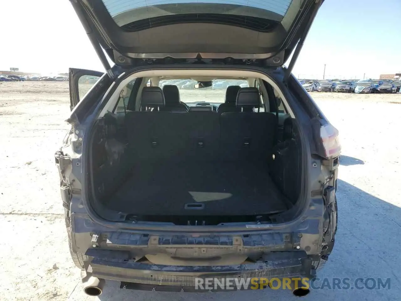 6 Фотография поврежденного автомобиля 2FMPK3K95LBB35687 FORD EDGE 2020
