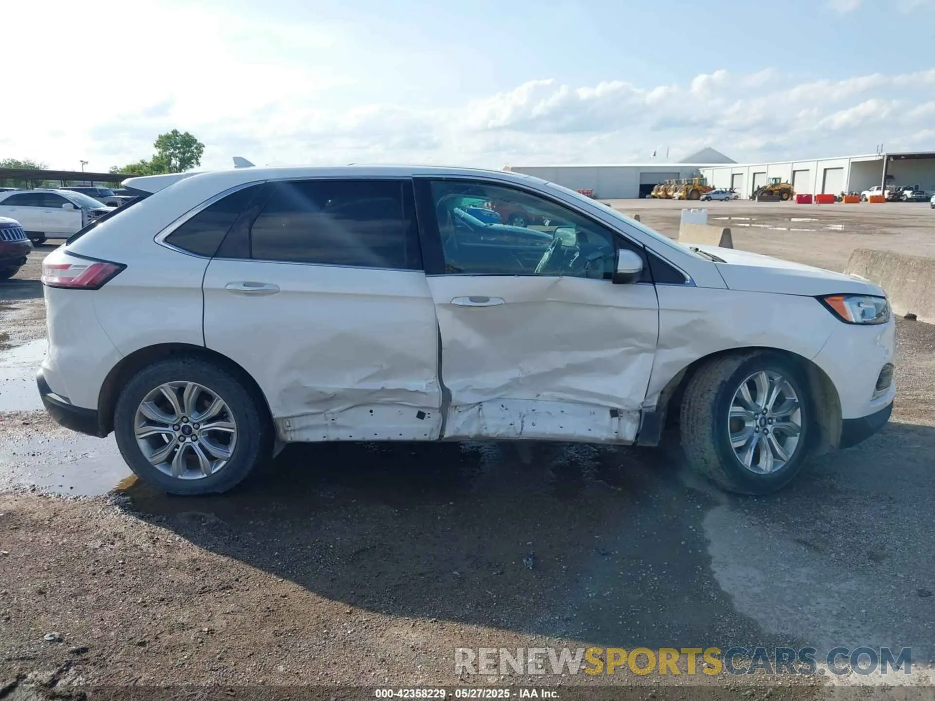 13 Photograph of a damaged car 2FMPK3K98LBA42159 FORD EDGE 2020
