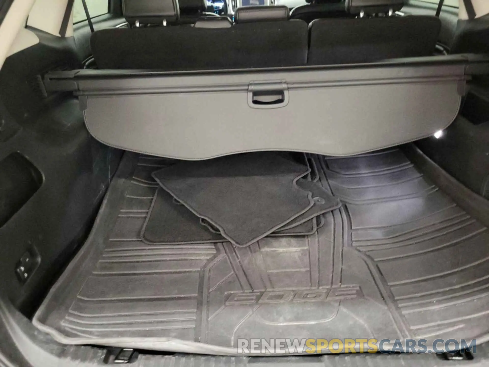 17 Фотография поврежденного автомобиля 2FMPK3K9XLBA61019 FORD EDGE 2020