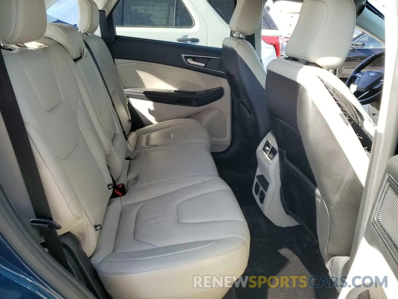 10 Фотография поврежденного автомобиля 2FMPK3K9XLBA98121 FORD EDGE 2020