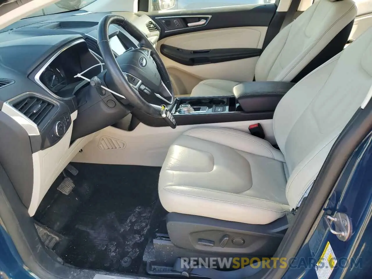 7 Фотография поврежденного автомобиля 2FMPK3K9XLBA98121 FORD EDGE 2020