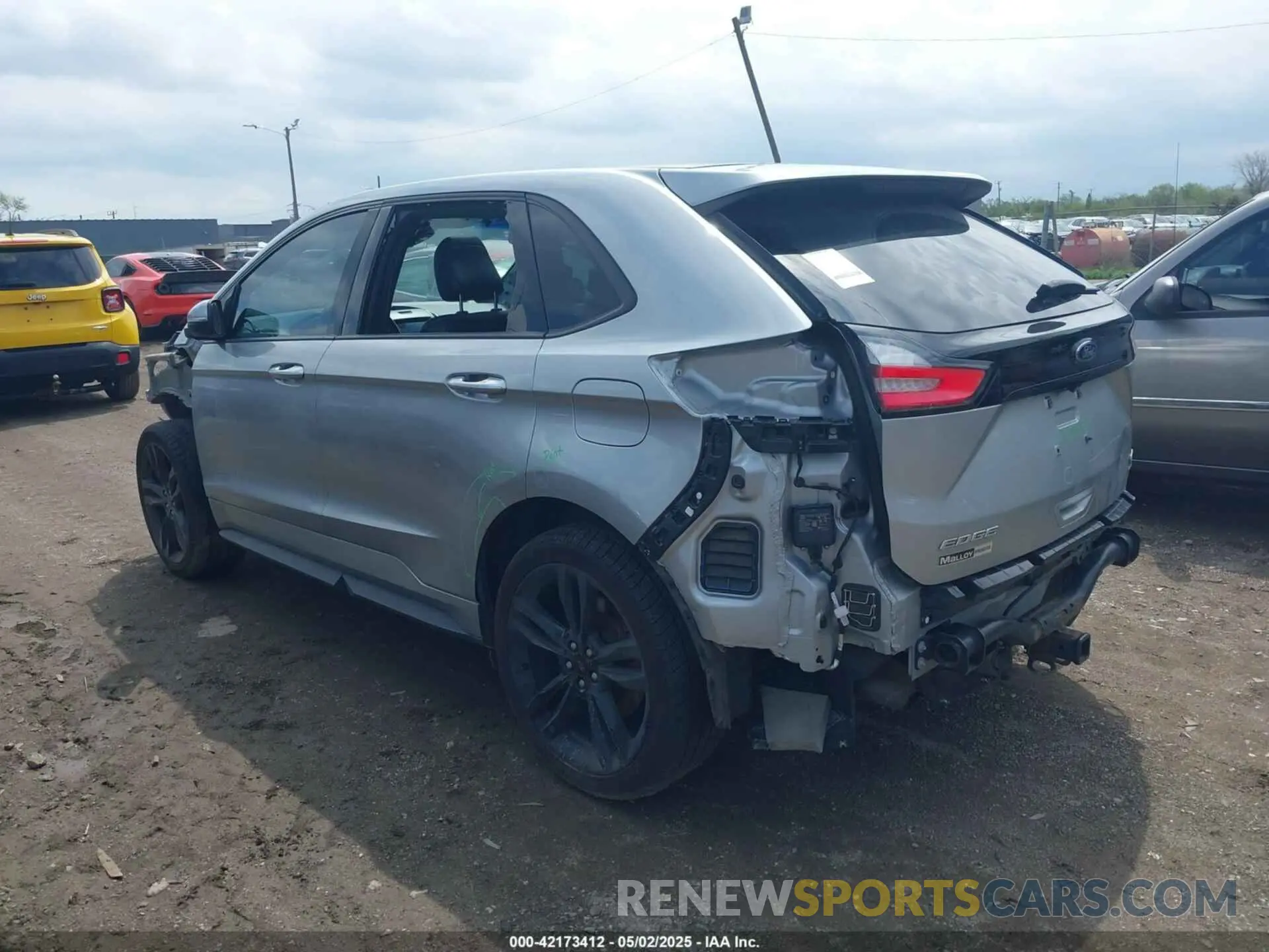 3 Photograph of a damaged car 2FMPK4AP0LBA05872 FORD EDGE 2020