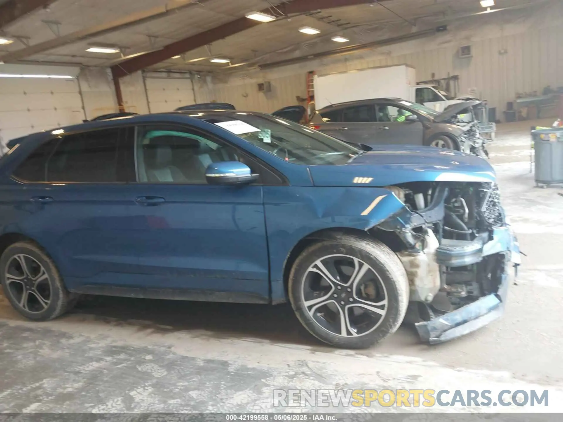13 Photograph of a damaged car 2FMPK4AP5LBB14991 FORD EDGE 2020